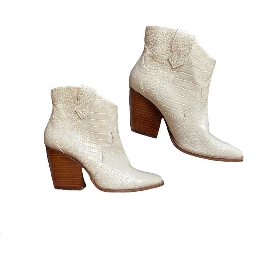 Cowgirl Boots Size 7